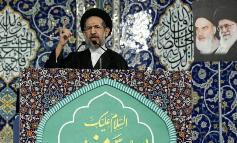 خطيب جمعة طهران: الشهيد عبدالرحيم موسوي نموذج لقائد عسكري تربى على القرآن والعترة