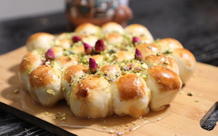 خلية النحل الحلوة والهشة