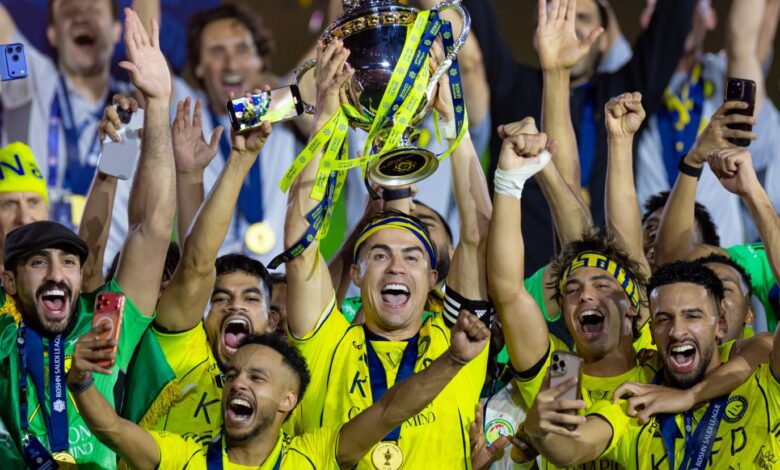 رونالدو يقود فريقه النصر للفوز بالدوري السعودي