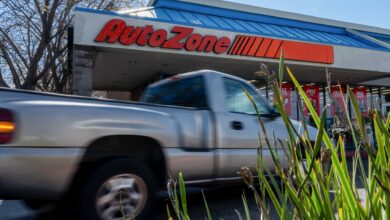 سهم AutoZone في طريقه لأسوأ يوم تداول منذ مايو 2022