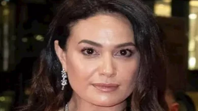 عاجل | بإطلالة تجمع الراحة والرقي.. هند صبري تتألق بالأبيض