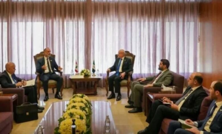 عاجل | لبنان وسوريا تبحثان تعزيز التعاون في النقل وإعادة فتح المعابر