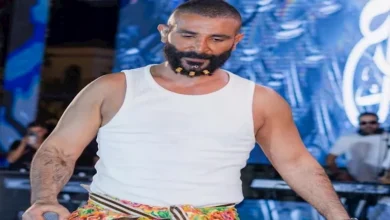 عاجل | موضة أم مجرد لفت للأنظار.. أحمد سعد يثير الجدل بخرز اللحية