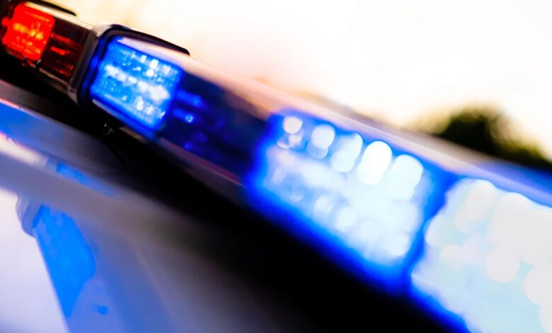 قالت الشرطة إنه تم العثور على 6 جثث في عربة نقل يونيون باسيفيك في لاريدو بولاية تكساس بالقرب من المكسيك
