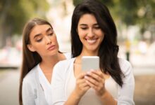 للشباب.. كيف أتعامل مع الشخص المتطفل؟