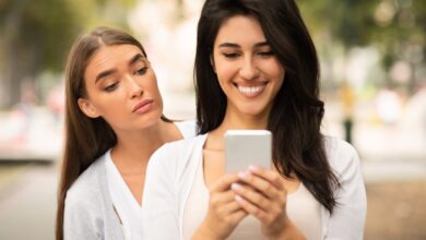 للشباب.. كيف أتعامل مع الشخص المتطفل؟
