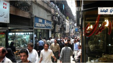 مانشيت إيران: كيف يستمرّ الاقتصاد الإيراني في ظل فشل الدبلوماسية؟