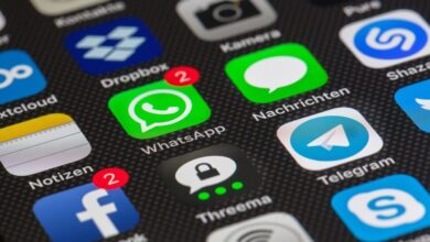 مثل التبغ والكحول.. مشروع قانون في ميشيغان يعامل السوشيال ميديا كـ “مادة مدمنة” للأطفال