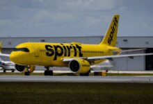 من الممكن أن يتم إغلاق شركة Spirit Airlines يوم السبت