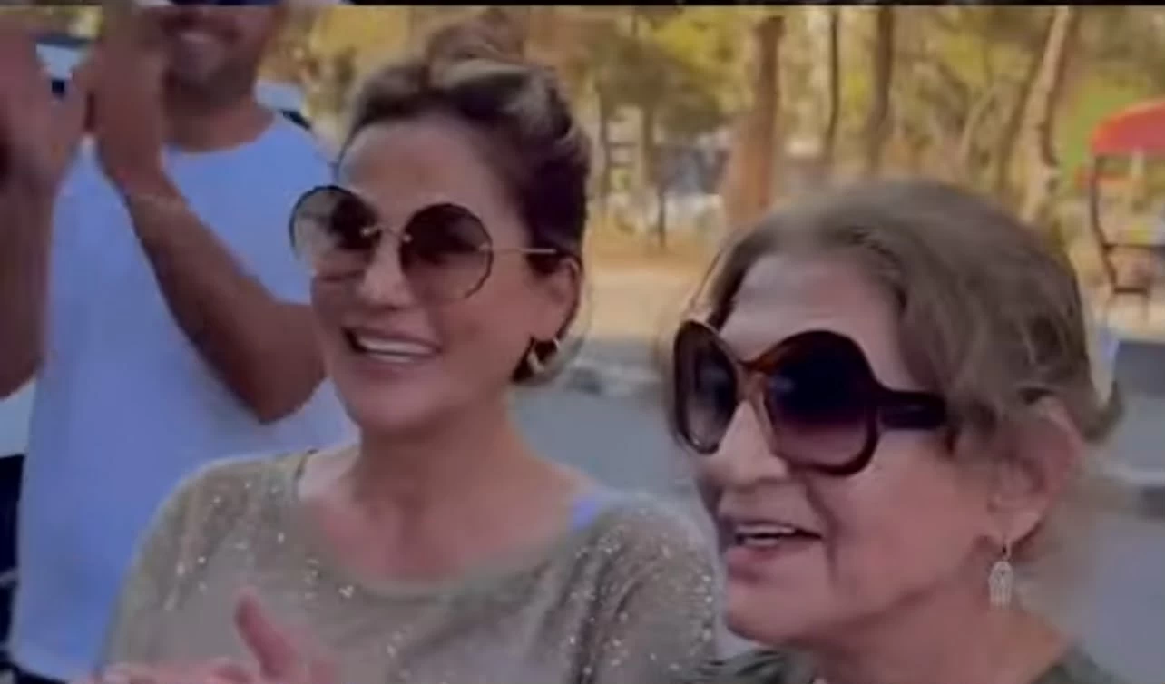 دمشق تحتضن والدة أصالة بعد 14 عاماً   وغياب الفنانة يشعل