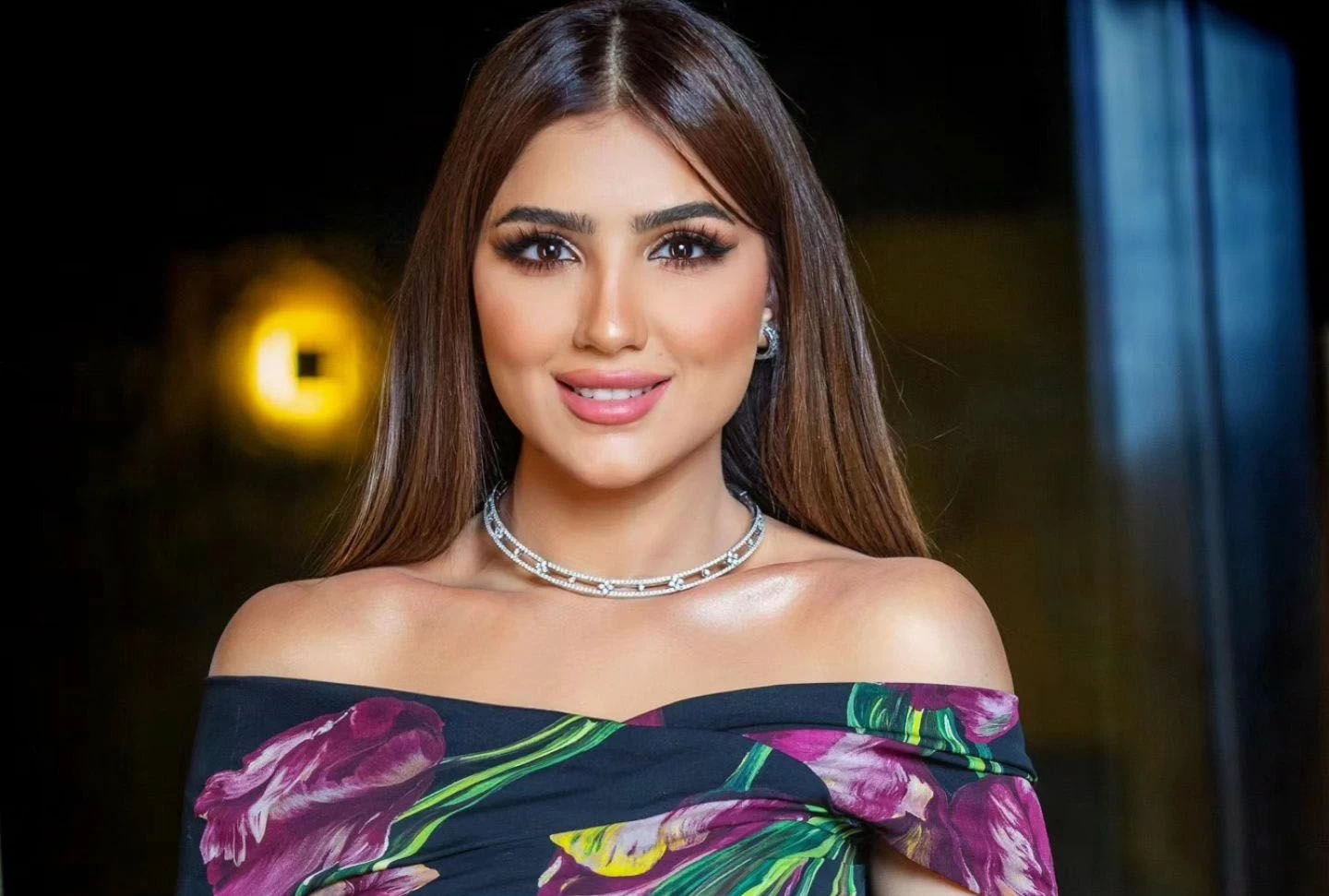 مي عمر تكشف لـ  عكاظ  تفاصيل التواء قدمها أثناء تصوير
