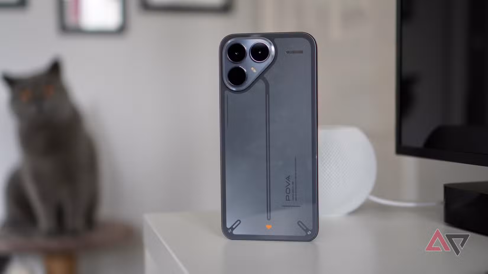 لقد قمت بتجربة هاتف Tecno الجديد بأضوائه الوامضة، ولم يكن