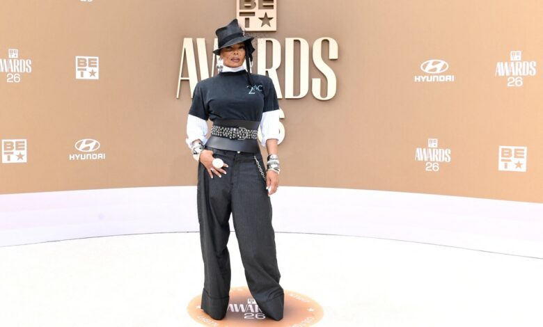 أبرز إطلالات النجمات في حفل BET Awards 2026.. فستان تيانا تايلور يفوز