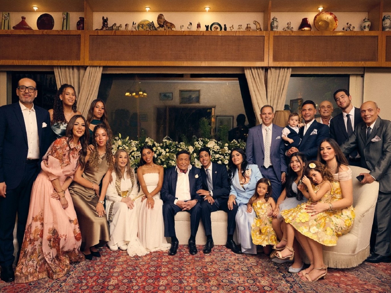 عاجل | أسرة عادل إمام بالكامل في تجمع لافت بالعرض الخاص لفيلم صقر وكناريا - صورة مميزة صورة مميزة: عاجل | أسرة عادل إمام بالكامل في تجمع لافت بالعرض الخاص لفيلم صقر وكناريا