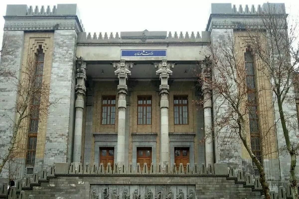 عاجل | الخارجية الإيرانية رداً على بيان أمريكا ومجلس التعاون: أمن المنطقة لايتحقق بالتدخل الخارجي - صورة مميزة صورة مميزة: عاجل | الخارجية الإيرانية رداً على بيان أمريكا ومجلس التعاون: أمن المنطقة لايتحقق بالتدخل الخارجي