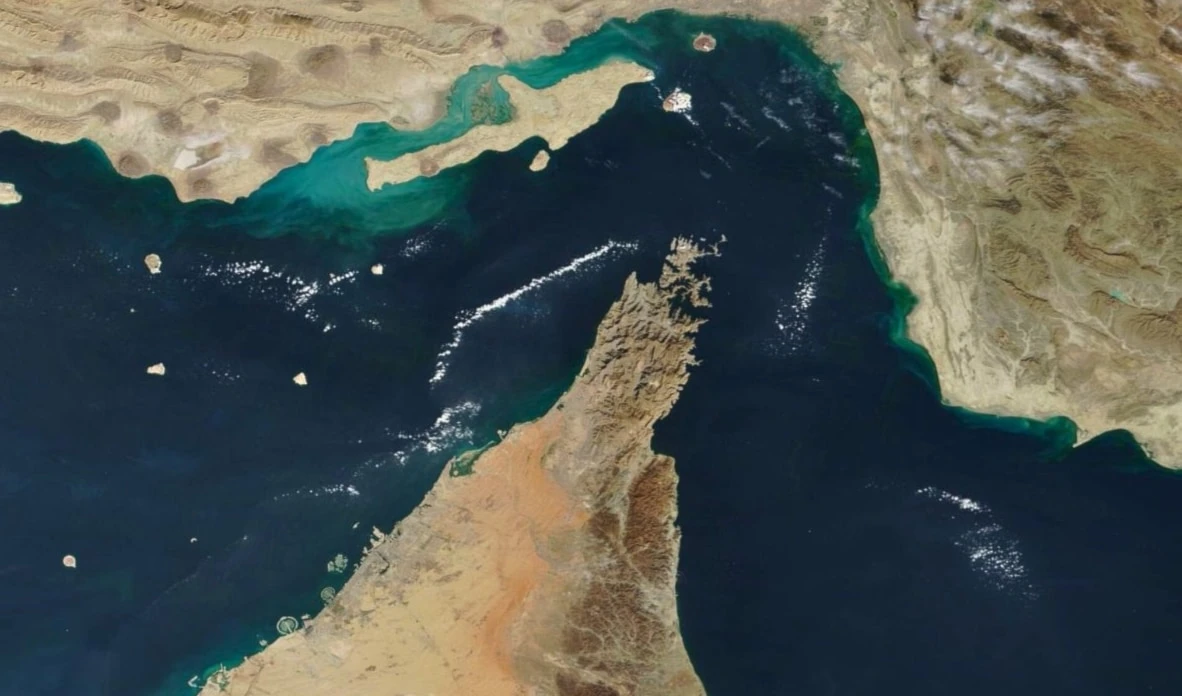 صورة مميزة: عاجل | من إسقاط النظام إلى إعادة فتح المضيق