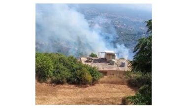 عاجل | اندلاع حريق في الوادي بين ارده وبيت عوكر في قضاء زغرتا والدفاع المدني يعمل على اخماده