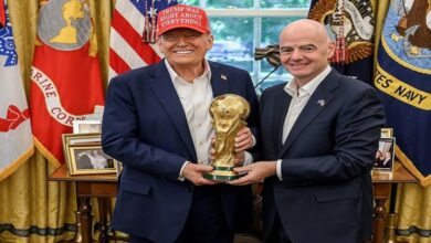 عاجل | بسبب خلافاته مع العديد من الدول.. تسليم ترامب لكأس العالم قد يتحول إلى موقف محرج
