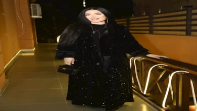 عاجل | عبير صبري تتألق بفستان جذاب.. كيف نسقت إطلالتها؟