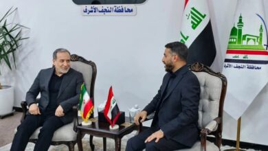 عاجل | عراقجي یبحث مع محافظ النجف ترتيبات تشييع الإمام خامنئي