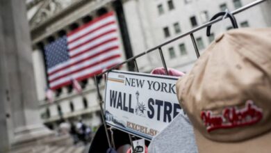 عاجل | قنبلة موقوتة في «وول ستريت»… ما قصة ديون الـ 1.4 تريليون دولار؟