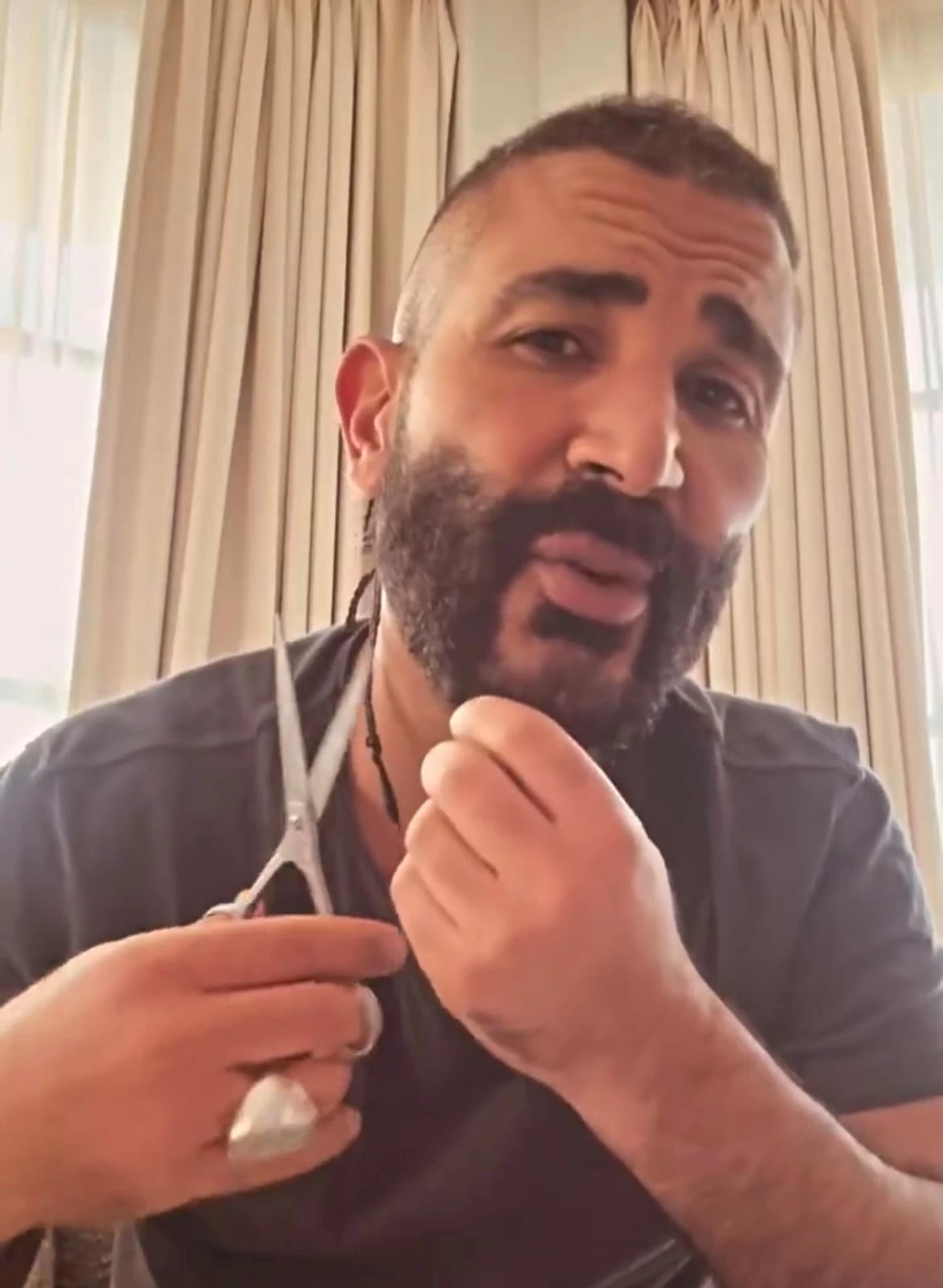 عاجل | كيف تعامل أحمد سعد مع جمهوره بعد جدل “المظهر الأخير”؟ – أخبار السعودية
