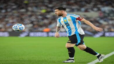 عاجل | ميسي يقود الأرجنتين إلى الدور الـ32 ويصبح الهداف التاريخي لكأس العالم