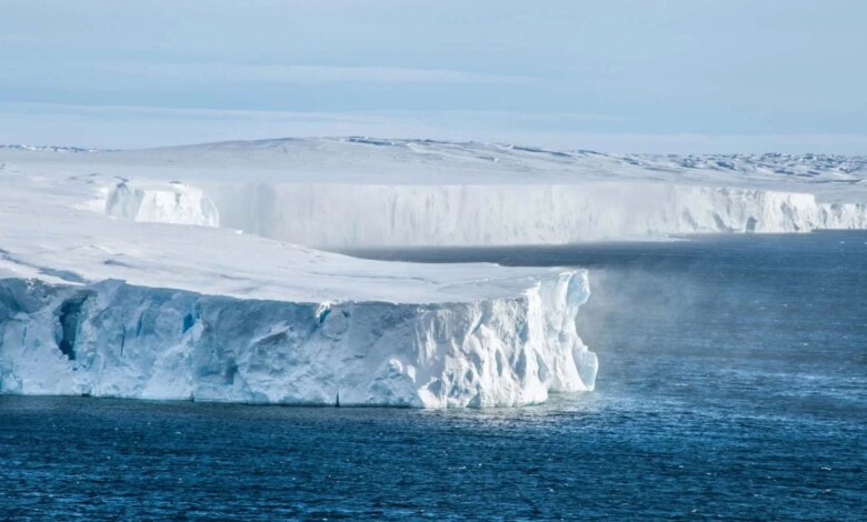 Vanderford Glacier