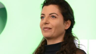 "هو أصل مؤسستنا" .. سيمونيان تهنئ مجموعة "روسيا سيغودنيا" بذكرى تأسيس مكتب المعلومات السوفيتي