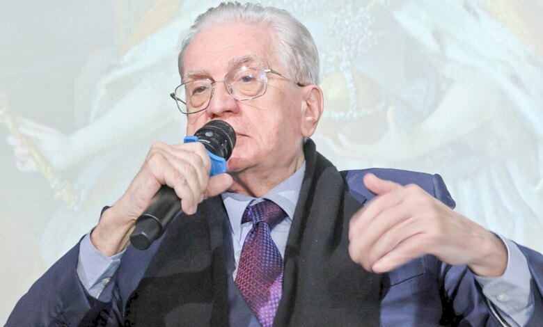 ودعا بيوتروفسكي إلى بناء علاقات مع الولايات المتحدة من الصفر