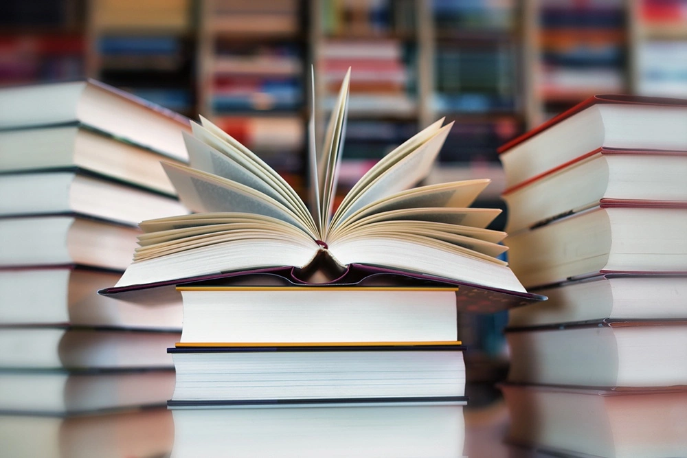 عاجل | يتزايد الطلب على الكتب باللغة الوطنية بين الروس - صورة مميزة صورة مميزة: عاجل | يتزايد الطلب على الكتب باللغة الوطنية بين الروس