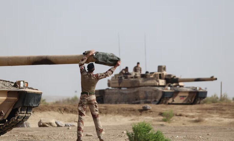 يقول نائب القائد العام إن الجيش الفرنسي لديه فائض في التجنيد لكنه يفتقر إلى المعدات