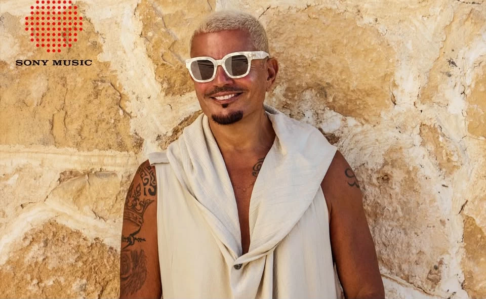 بلوك جديد عمرو دياب يشوق جمهوره بأول برومو لألبومه الجديد