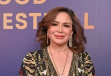 إلهام شاهين تتألق بإطلالة أنيقة.. كيف نسقتها؟