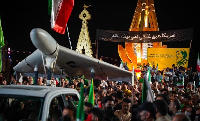 إيران تحذر فرنسا وبريطانيا من أي تحرك عسكري في مضيق هرمز