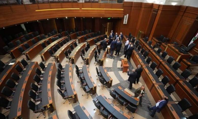الجلسة التشريعية الى السادسة مساء والمجلس أقر اقتراح اخضاع المتعاقدين في الإعلام لشرعة التقاعد بعد جدل واعتراض نواب و61 صوتوا مع بالمناداة و30 ضد