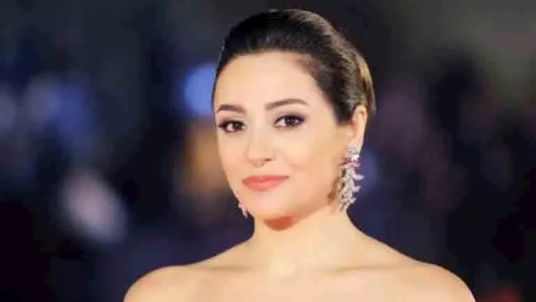 بفستان أسود قصير.. مريم حسن تخطف الأنظار بإطلالة جريئة