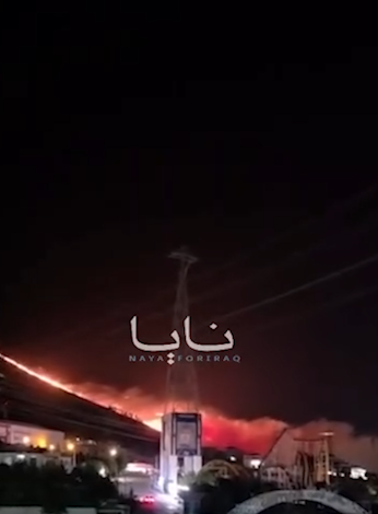 حرائق واسعة النطاق تتواصل في السليمانية بالعراق، عقب غارة جوية بطائرة مسيرة استهدفت مقرًا للانفصاليين