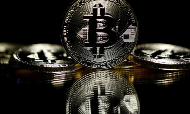عاجل | تراجع بتكوين يهز نموذج شركات تكديس الأصول المشفرة