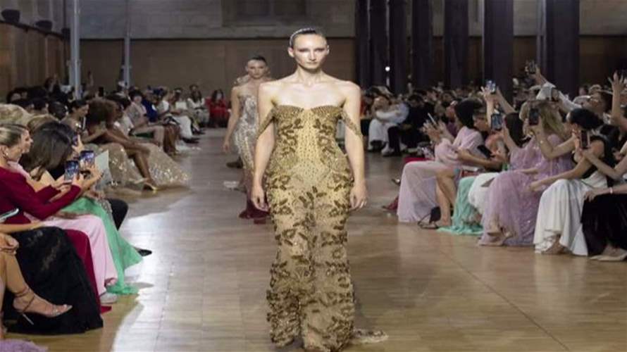 عاجل | لبنان حضر في العاصمة الفرنسية بعرض مجموعة Tony Ward Couture لخريف وشتاء 2026 27