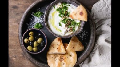 غموس اللبنة والزعتر للشيبس