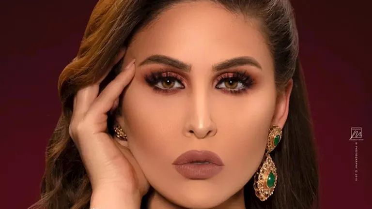 لوك كاجوال أنيق ومكياج ناعم.. مي سليم بإطلالة جذابة