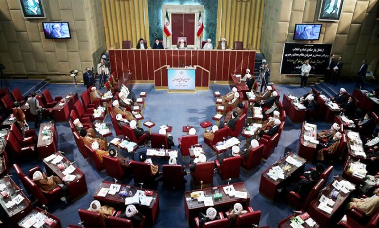 مجلس الخبراء يُقيِّم دور الشعب والمعنيين بإقامة مراسم تشييع قائد الثورة الشهيد