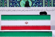 مُصَابُ الأُمَّةِ وَتَشْيِيعُ القَمَر.. في وَدَاعِ القائد الأممي الإِمَامِ الخَامِنَئِي