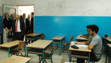 2500 طالب في فراغ قانوني... والتأجيلات تهدّد مستقبلهم!