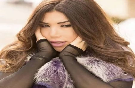 بعد 21 عاماً من الزواج انهيار فنانة عربية في وداع