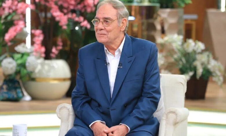 أحمد فؤاد سليم يدعم قانون حق الأداء العلني