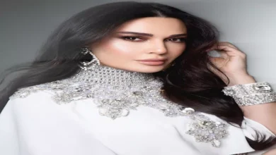 بفستان شفاف وفتحة ساق جريئة.. سيرين عبد النور بلوك ملفت