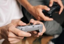 تلعب ألعاب الفيديو؟ أنت أيضًا يمكن أن تصبح مراقبًا للحركة الجوية.