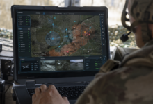شفرة "إيرورزفيدكا".. كيف تفوق متطوعون أوكرانيون على الجيش الأمريكي؟ | سياسة